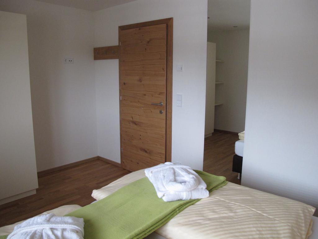 フィーバーブルンHaus Kibitzアパートメント 部屋 写真